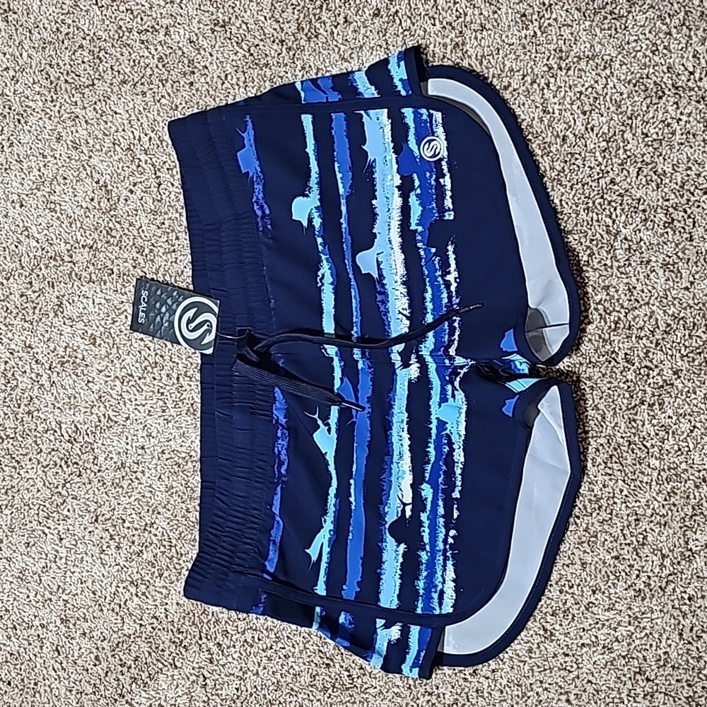 NWT Scales size L